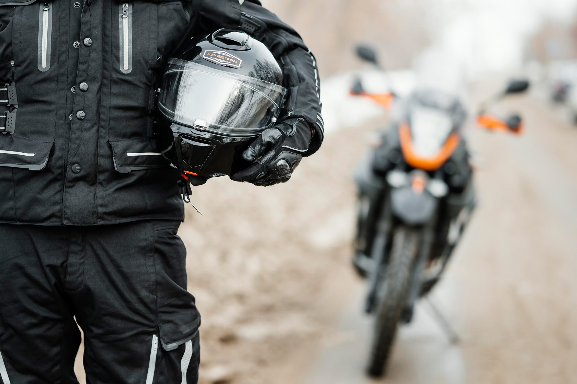 Types and Safety of Helmets: Selecting the Right Helmet to Ride