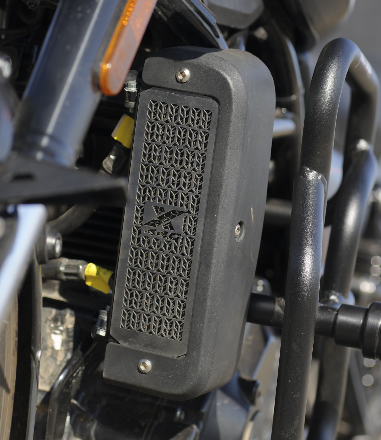 MotoTorque Radiator Guard (MS) for Harley-Davidson X440