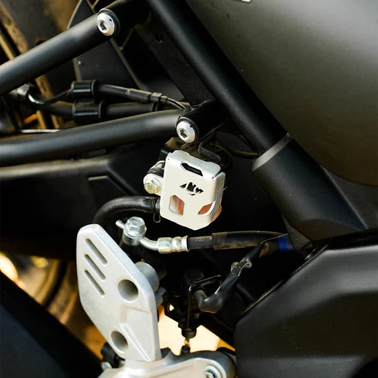 LEGUNDARY Yamaha XSR 155 Casque Rear Oil Cap Silver