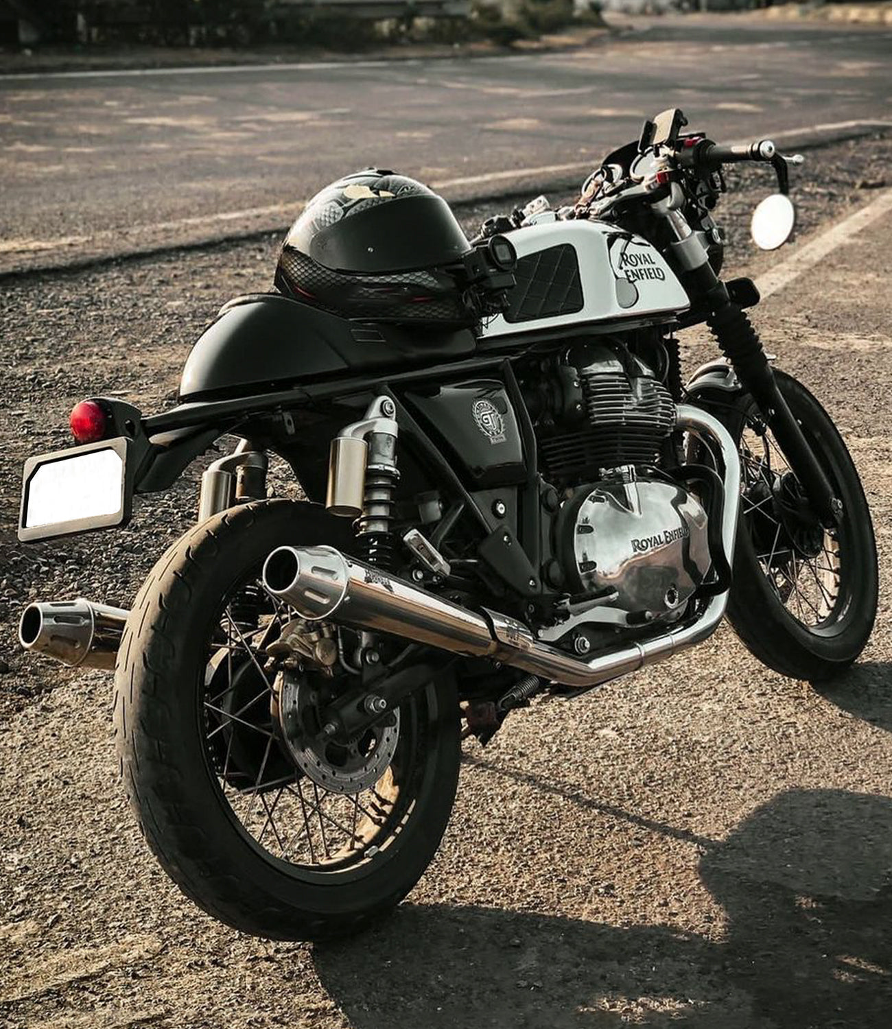 MotoTorque Bolt Exhaust for Royal Enfield Interceptor 650 — Performance Slip-On