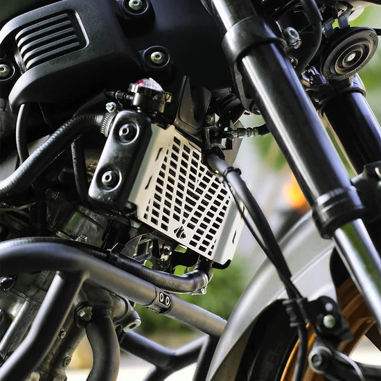 LEGUNDARY Yamaha XSR 155 Vector Radiaotr Grill Silver