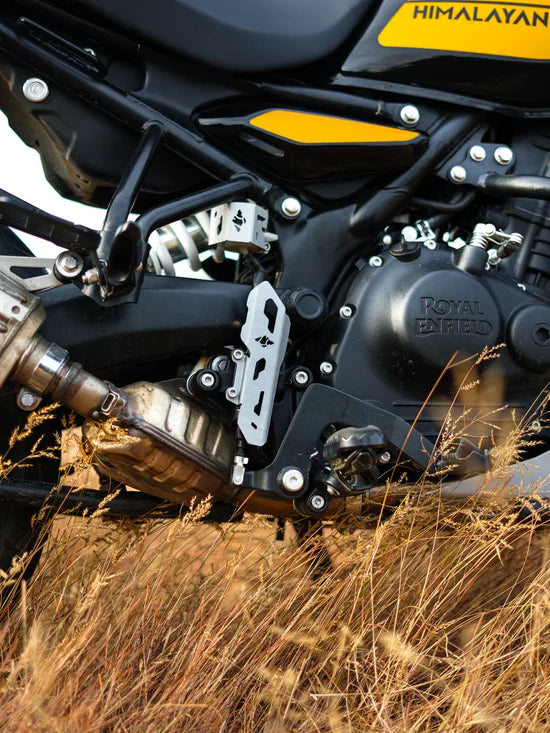 LEGUNDARY Himalayan 450 Casque Rear Break Fluid Guard