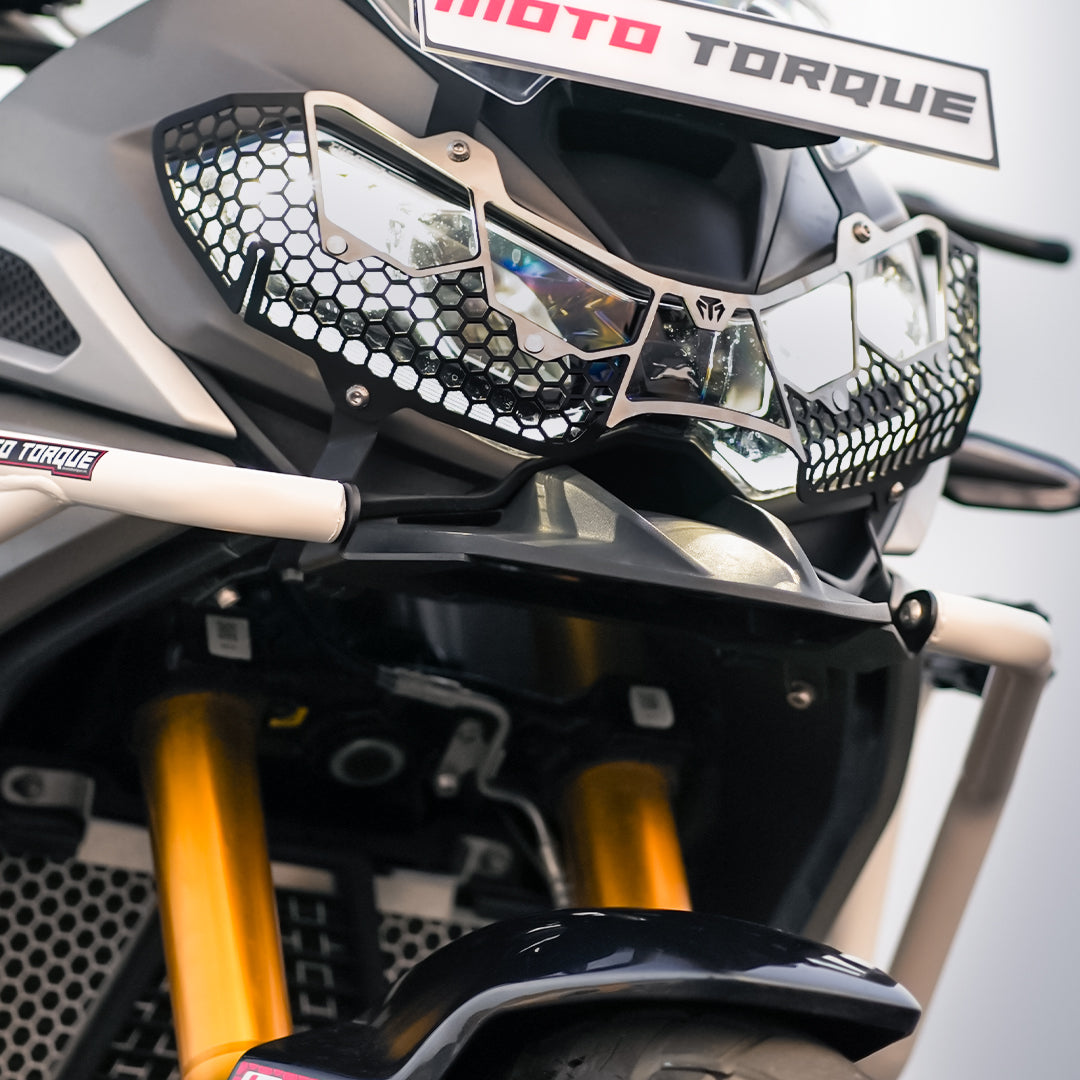 Stallion Pro Crash Guard for Apache RTX 300 - beak fitment detail