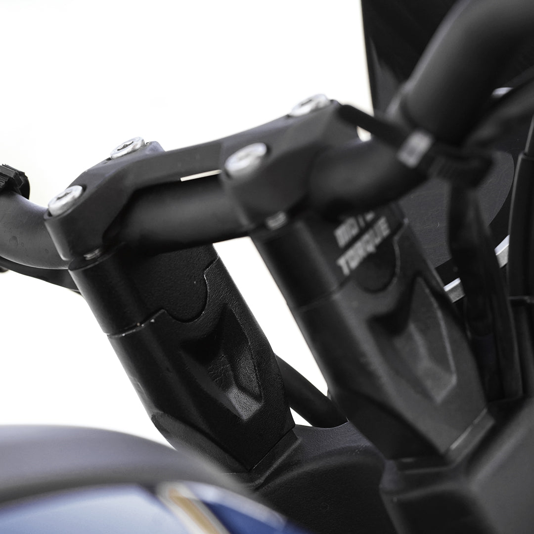Mototorque Handlebar Risers (Aluminium) for Yamaha XSR 155 - view 3