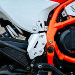 LEGUNDARY KTM 390 Enduro R Casque Rear Oil Cap Silver
