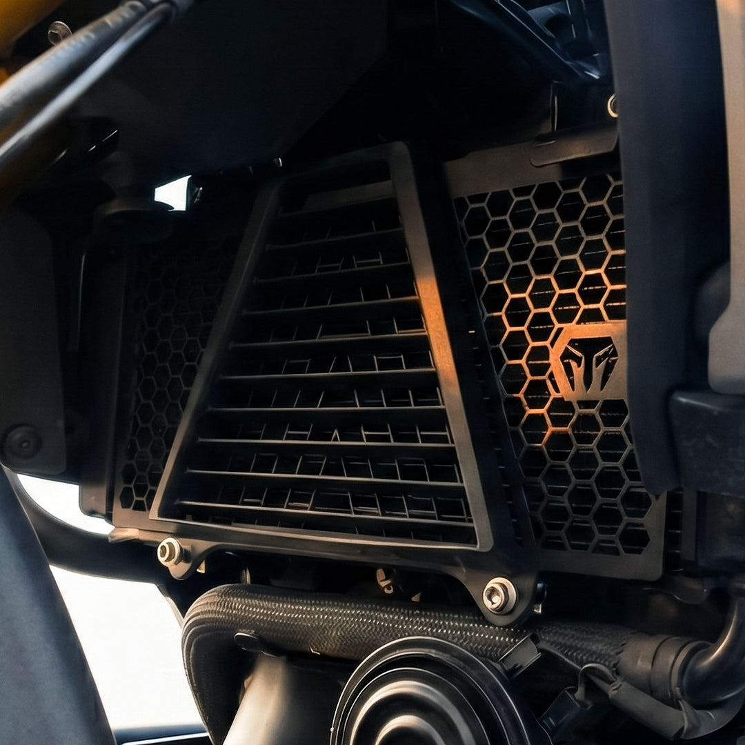 Radiator Guard MS for TVS Apache RTX 300 - front view