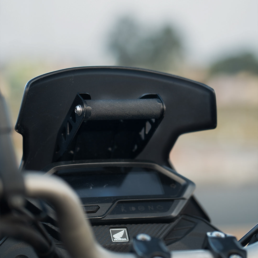 MotoTorque GPS Mount for Honda CB200X — Handlebar Navigation Mount