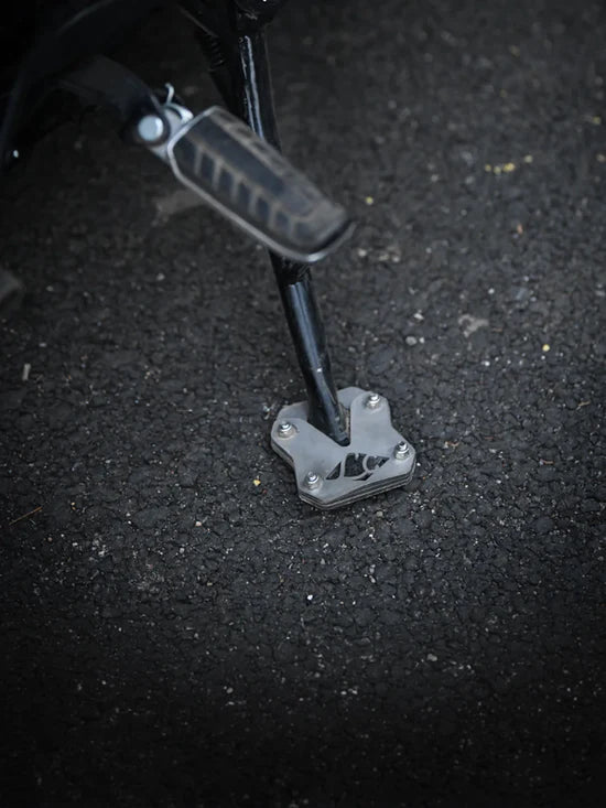 LEGUNDARYHNESS Brogue Side Stand Base